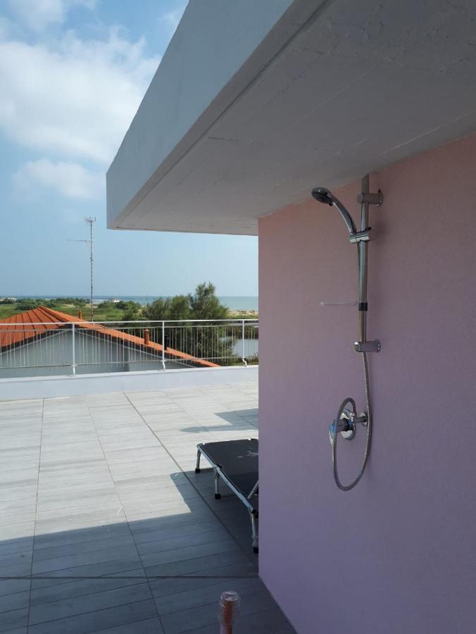 Bed and Breakfast R&B Manga Rosas Lido di Dante Exterior foto