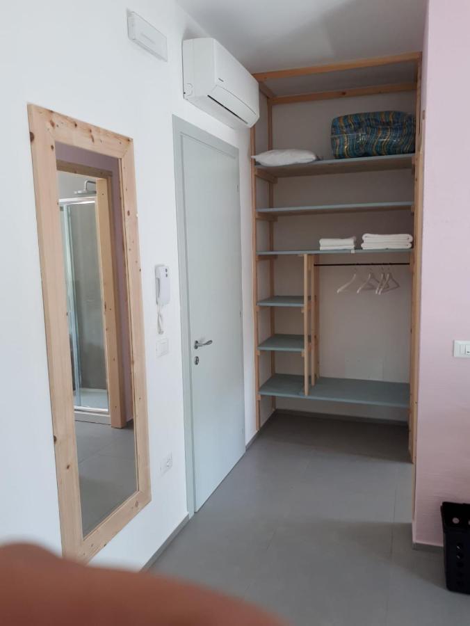 Bed and Breakfast R&B Manga Rosas Lido di Dante Exterior foto