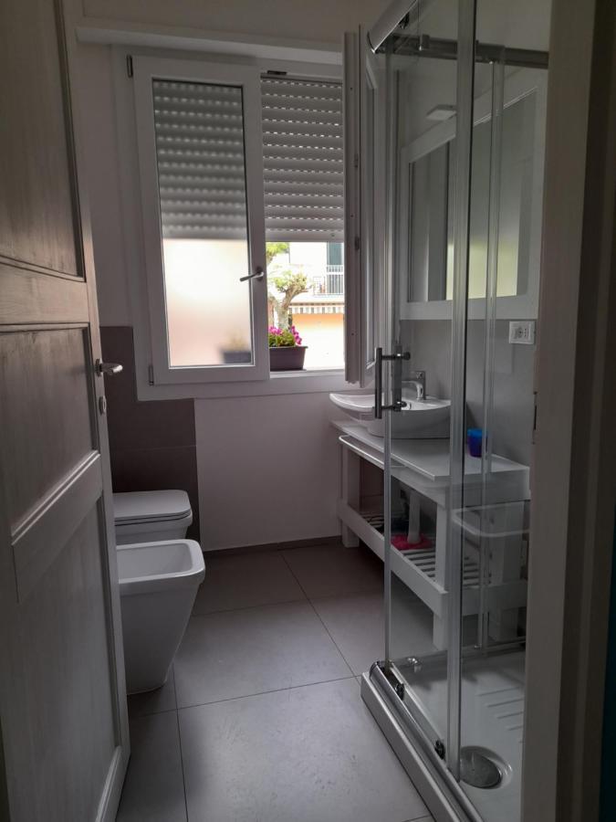 Bed and Breakfast R&B Manga Rosas Lido di Dante Exterior foto
