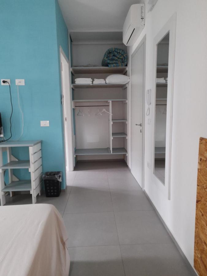 Bed and Breakfast R&B Manga Rosas Lido di Dante Exterior foto